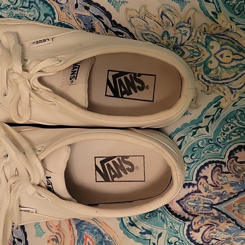White Vans - Picture 2 of 7